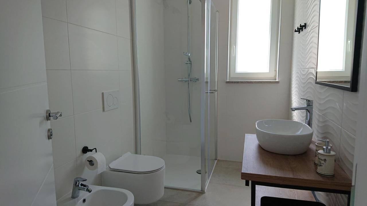 Irena Apartment Cres Bagian luar foto
